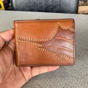 Tommy bahama men’s wallet ( new with out tag)